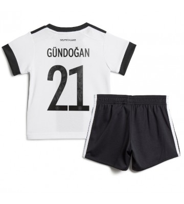 Tyskland Ilkay Gundogan #21 babykläder Hemmatröja barn VM 2022 Korta ärmar (+ Korta byxor)